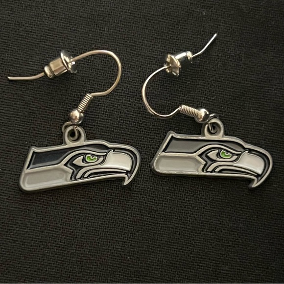 Seattle Seahawks Earrings - Picture 1 of 12